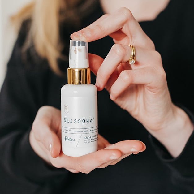 Photonic - Light Shifting Solution SPF 30 Broad Spectrum Facial Sunscreen + Moisturizer
