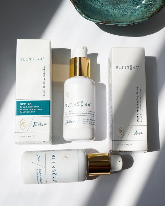 Photonic - Light Shifting Solution SPF 30 Broad Spectrum Facial Sunscreen + Moisturizer