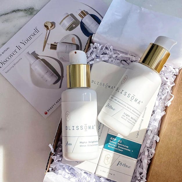Photonic - Light Shifting Solution SPF 30 Broad Spectrum Facial Sunscreen + Moisturizer
